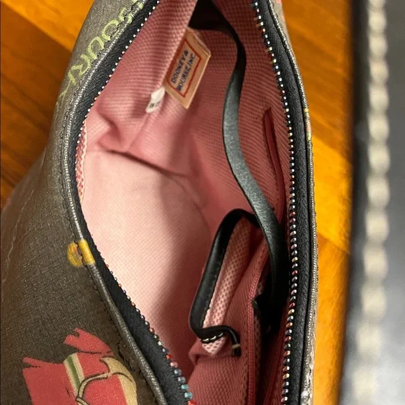 Dooney & Bourke Black Hobo Bag with Colorful Design, new! Very cute bag - Picture 6 of 11